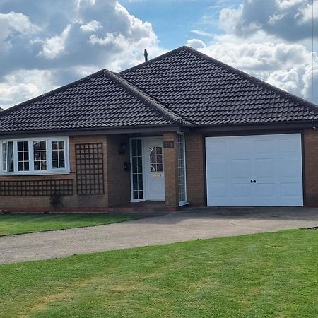 Spacious & Upmarket 2 Bedroom Detached Bungalow In 波士顿 外观 照片